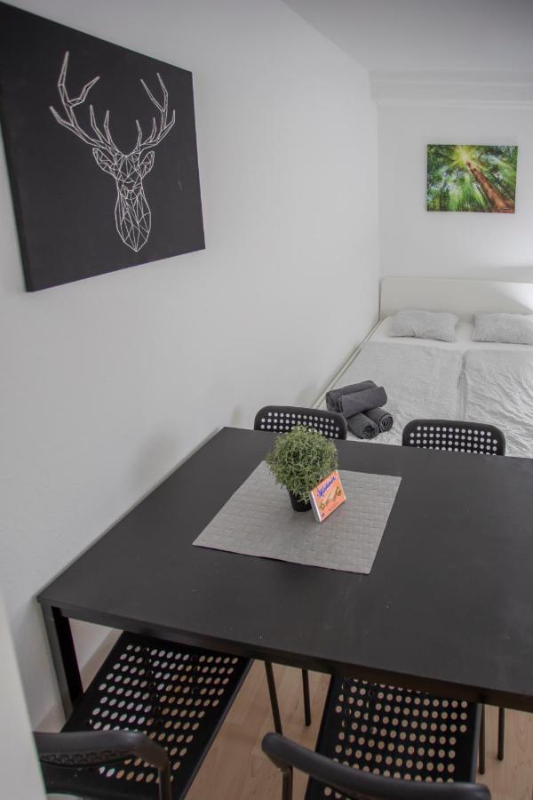 Old Town Studio Apartment Hall in Tirol Exterior photo