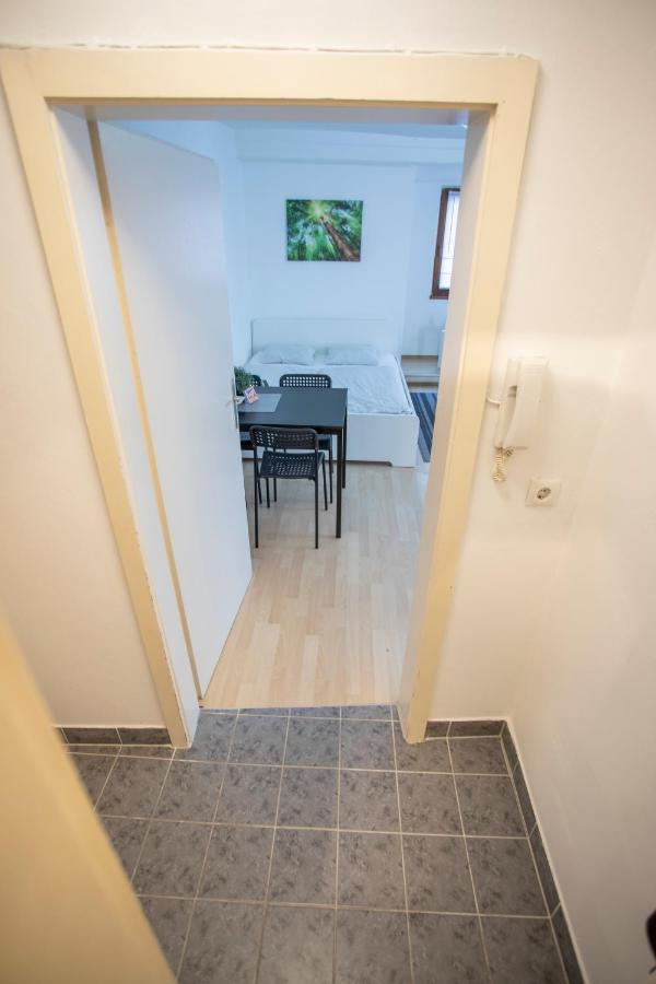 Old Town Studio Apartment Hall in Tirol Exterior photo